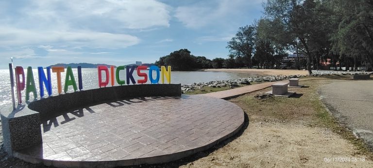 Pantai Dickson