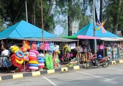 Pantai Teluk Kemang